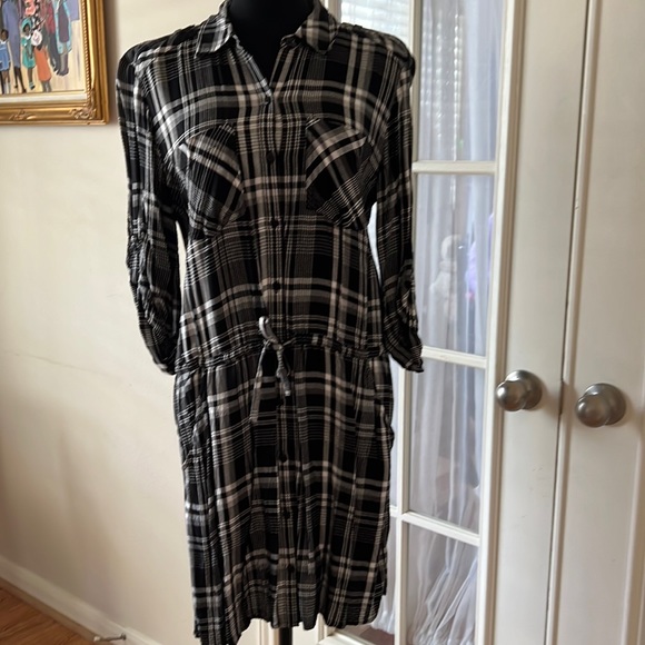 Black/White Plaid Dress - Picture 3 of 3